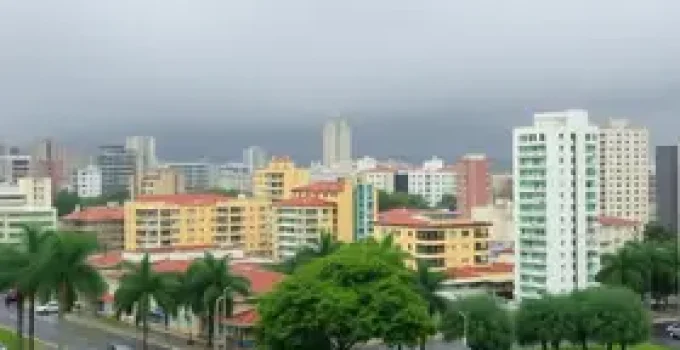 Curitiba deve ter semana com baixas temperaturas e chuva