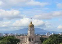 calendário de feriados Curitiba 2026