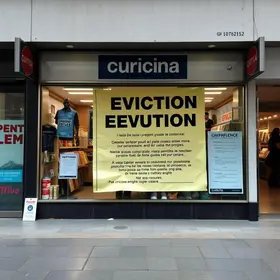 fechamento de shopping em Curitiba